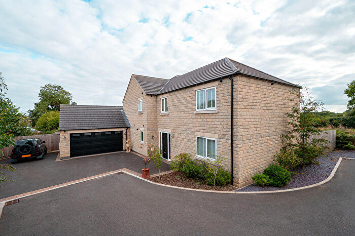 4 Bedroom Detached House For Sale In Longlieve Gardens, Pilsley, Chesterfield, S45