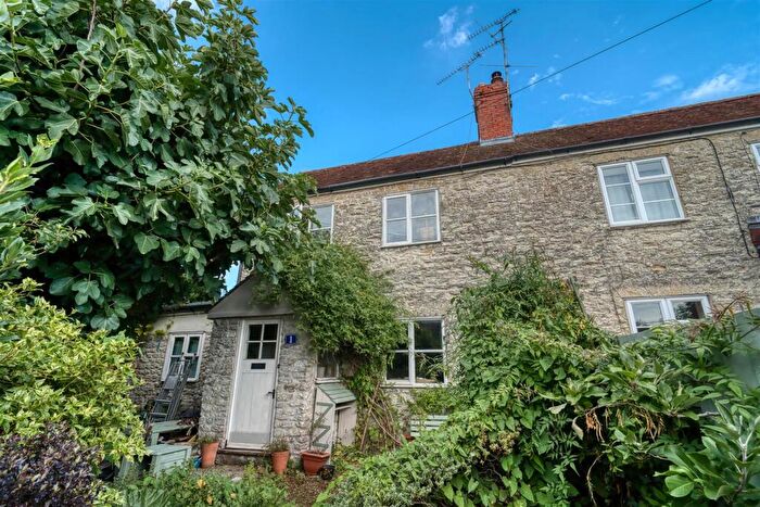 3 Bedroom Cottage For Sale In Mere, Warminster, BA12