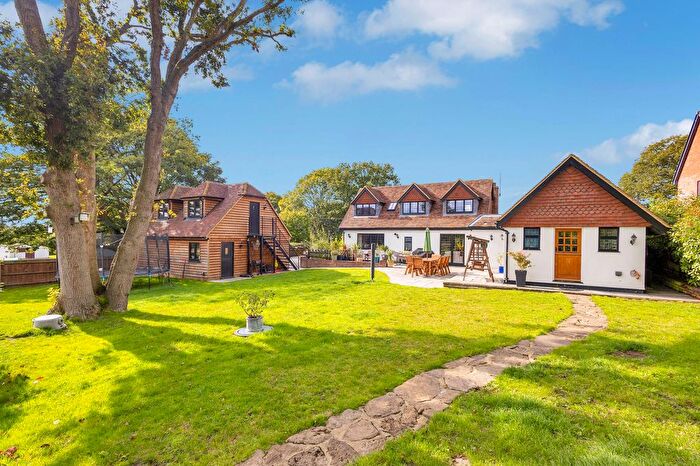 4 Bedroom Detached House For Sale In Bull Hill, Bethersden, TN26
