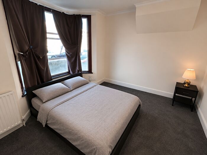 2 Bedroom Flat To Rent In Second Avenue, London, E12