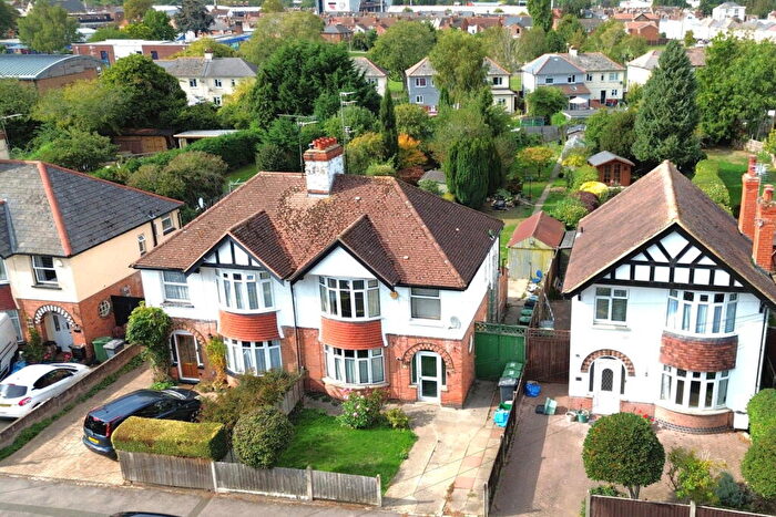 3 Bedroom Semi Detached House For Sale In Oxford Road, Gloucester, GL1