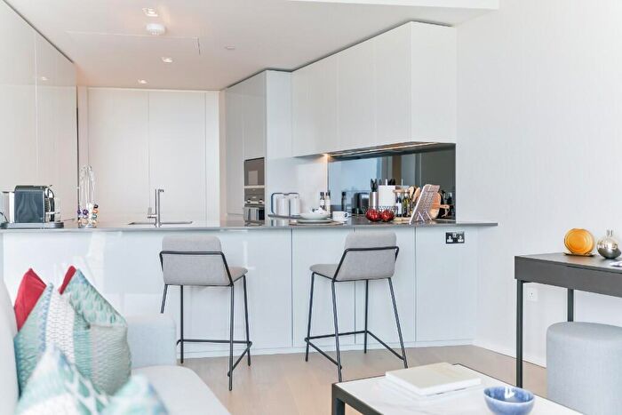 1 Bedroom Apartment To Rent In Newfoundland Place, London, E14