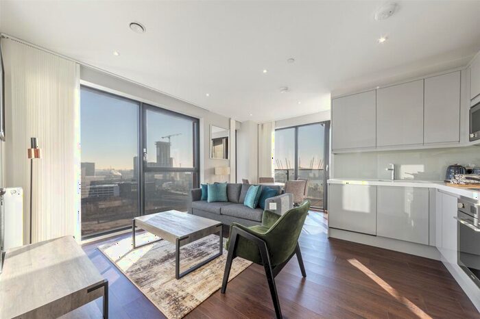 1 Bedroom Apartment To Rent In Silvocea Way, London, E14