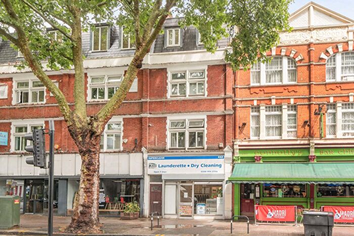 Studio To Rent In Chiswick High Road, Chiswick, London, W4