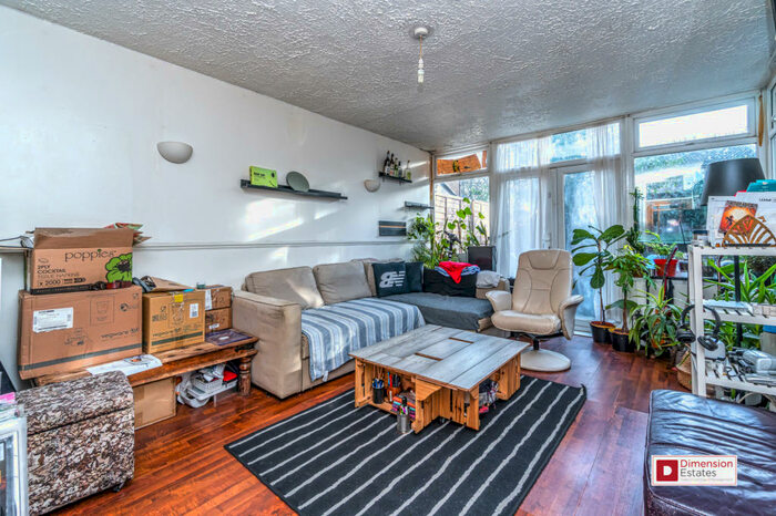 3 Bedroom End Of Terrace House To Rent In Upper Clapton, Hackney, E5