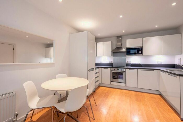 2 Bedroom Flat To Rent In London Road, Mitcham, CR4