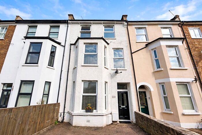 1 Bedroom Flat For Sale In Courthill Road, London, SE13