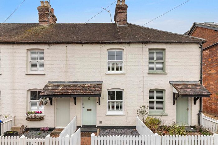 3 Bedroom Terraced House For Sale In Lakes Lane, Beaconsfield, HP9