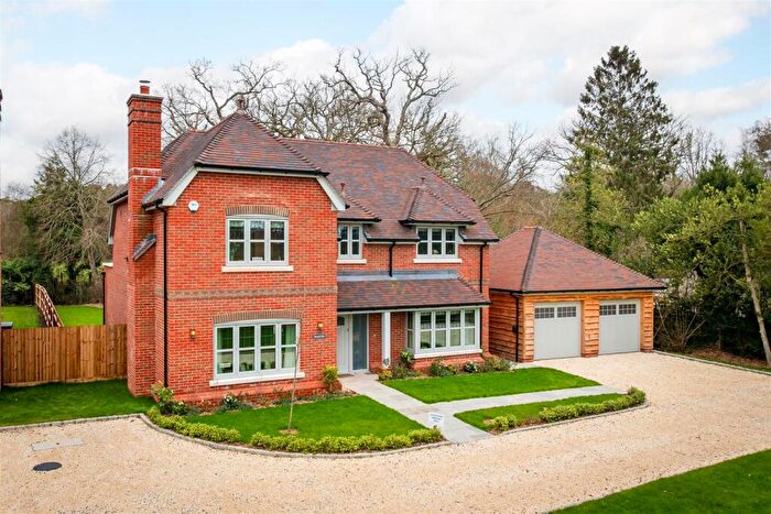 4 Bedroom Detached House For Sale In Normandy, Guildford, GU3