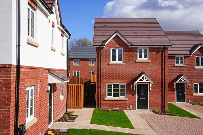 3 Bedroom Semi-Detached House For Sale In Claughton Fields, Dudley, DY2