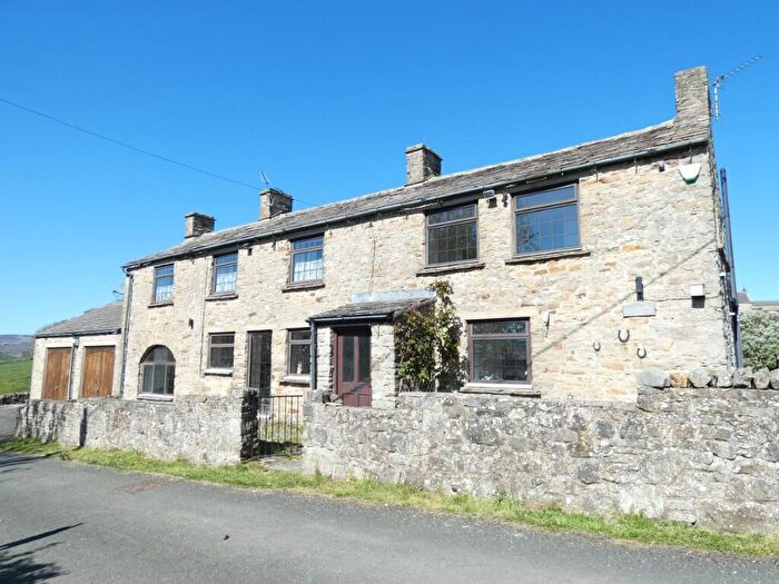 5 Bedroom Detached House For Sale In The Old Blacksmiths Shop, Marrick, DL11