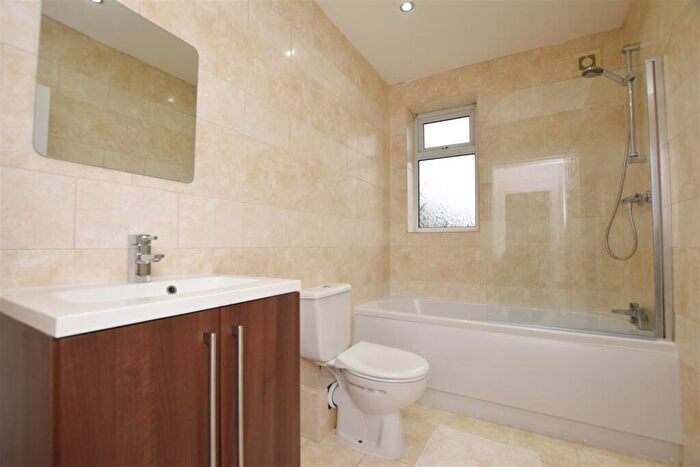 2 Bedroom Terraced House For Sale In Smethurst Street, Middleton, M24