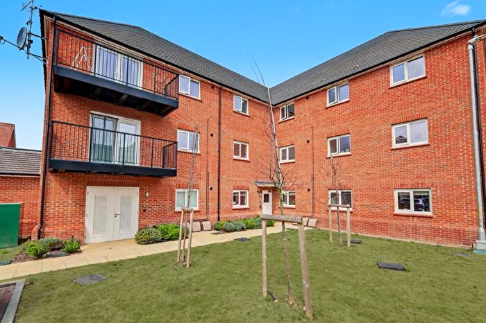 2 Bedroom Apartment For Sale In Swan Grove, Westley Green, Langdon Hills, Essex, SS16
