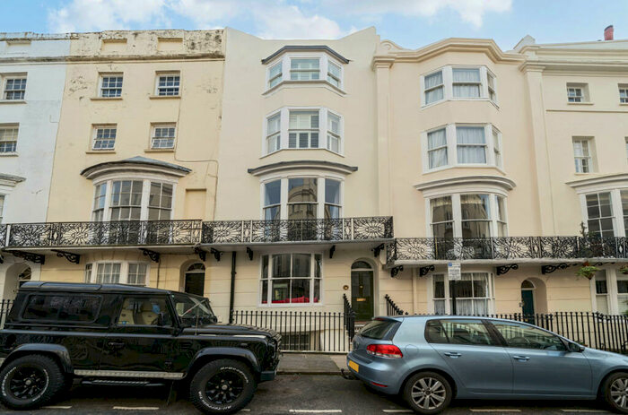 1 Bedroom Flat To Rent In Bloomsbury Place, Brighton, East Sussex, BN2