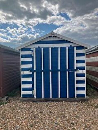 Chalet For Sale In Sea Front, PO11