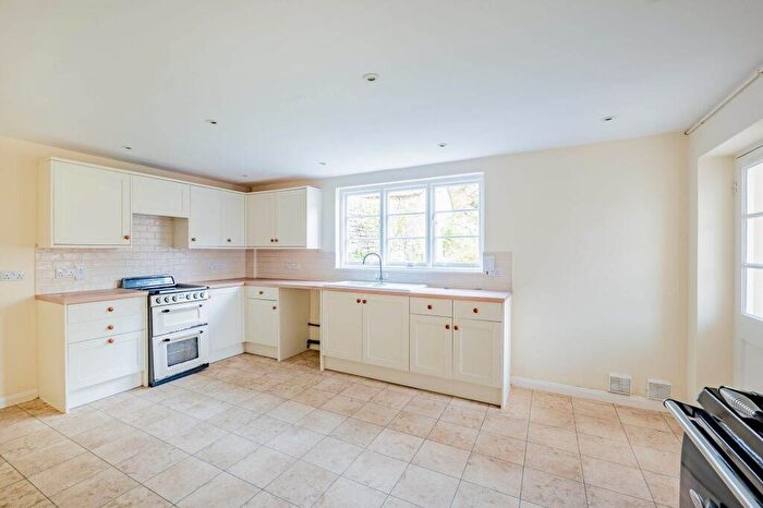 4 Bedroom House To Rent In Shop Lane, Badminton, GL9