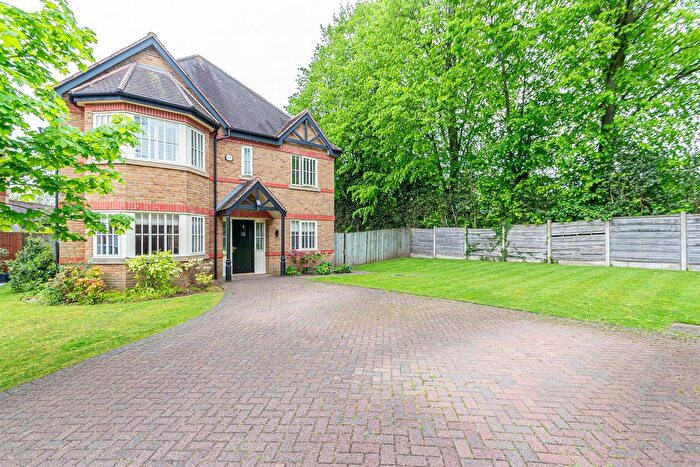 4 Bedroom Detached House For Sale In Woodcroft Gardens, Appleton, Warrington, WA4