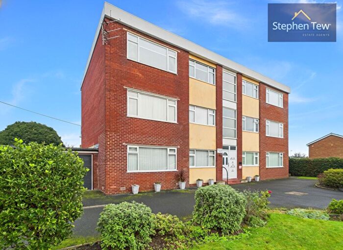 2 Bedroom Flat For Sale In St. Annes Road, Blackpool, FY4