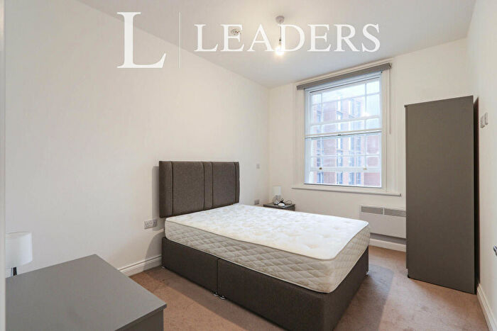 2 Bedroom Apartment To Rent In Liberty House, Bank Street, S1