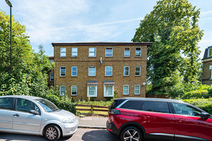 1 Bedroom Flat To Rent In Manor Mount, Forest Hill, London, SE23