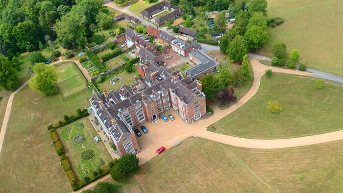 2 Bedroom Apartment To Rent In New Way Lane Hurstpierpoint, BN6