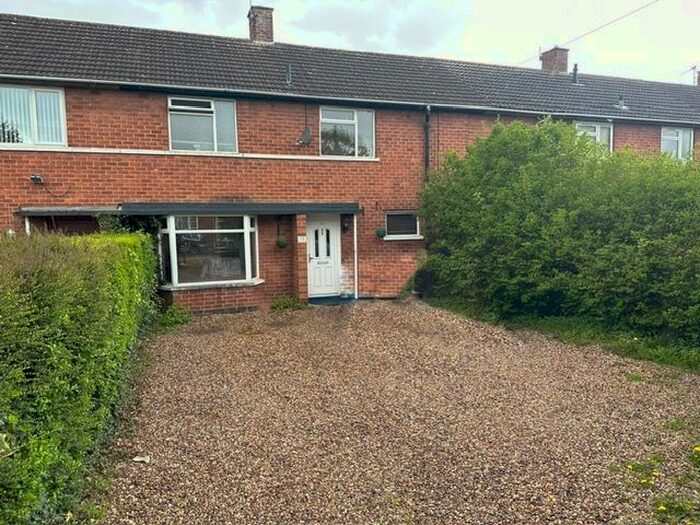 3 Bedroom Semi-Detached House To Rent In Lawford Lane, Bilton, Rugby, CV22
