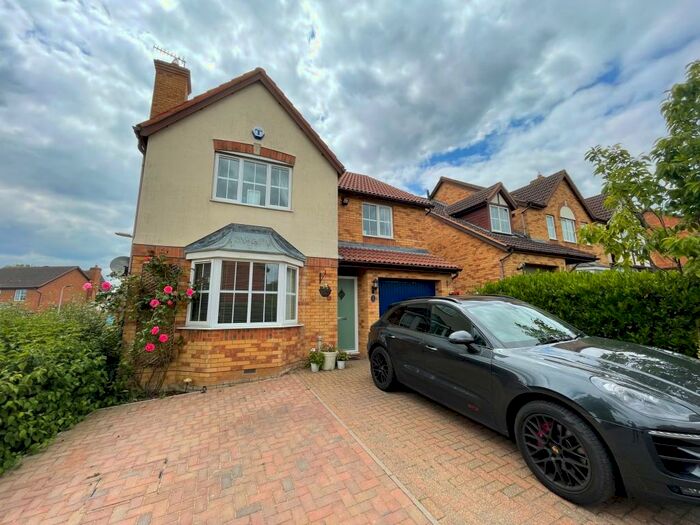 4 Bedroom Detached House To Rent In Lilly Hill, Olney, MK46