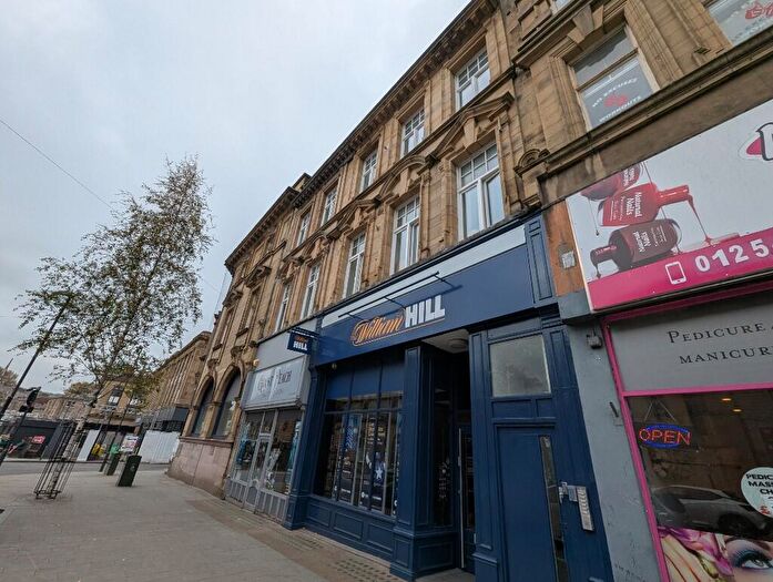 2 Bedroom Flat To Rent In - Blackburn Road, Accrington, BB5