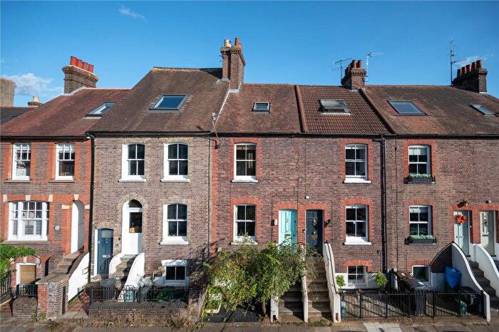 3 Bedroom Terraced House For Sale In Cannon Street, St. Albans, Hertfordshire, AL3