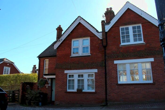 2 Bedroom Property To Rent In The Village, Eastbourne, BN20