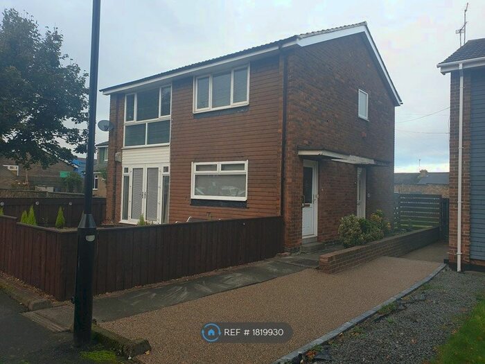 2 Bedroom Flat To Rent In Westerhope, Newcastle Upon Tyne, NE5