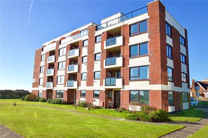 3 Bedroom Apartment For Sale In Cornwallis Road, Milford On Sea, Lymington, Hampshire, SO41