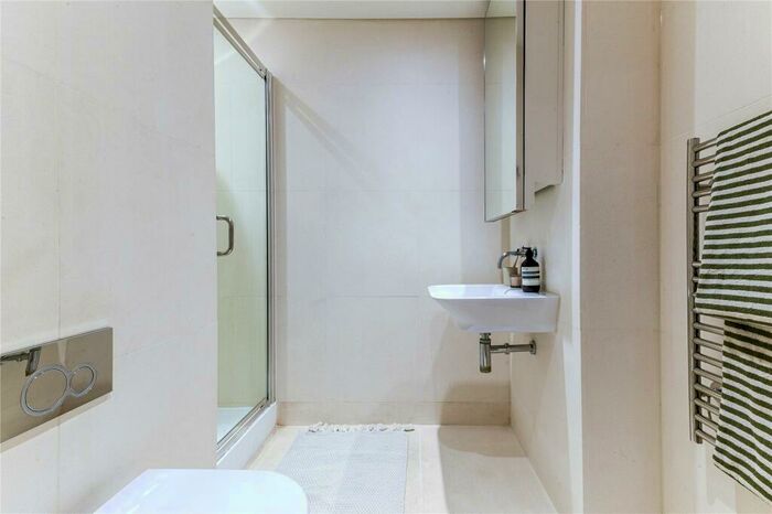 2 Bedroom Apartment To Rent In Baker Street, Marylebone, London, NW1