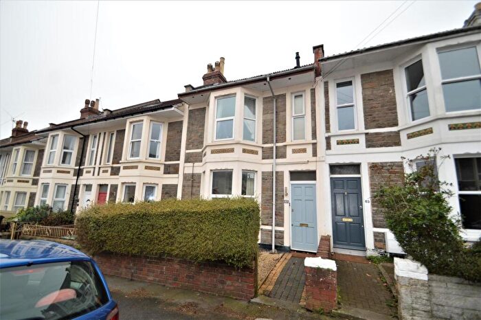 2 Bedroom Flat To Rent In Strathmore Road, Horfield, Bristol, BS7