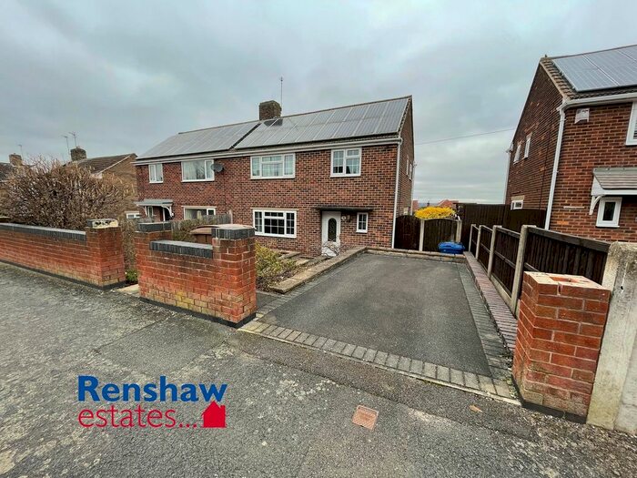 3 Bedroom Semi-Detached House To Rent In Queen Elizabeth Way, Kirk Hallam, Ilkeston, DE7