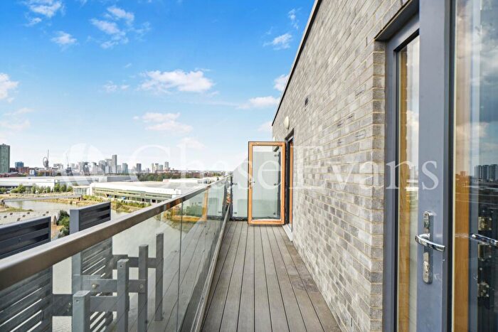 1 Bedroom Flat To Rent In St. Ives Place, Poplar, London, E14