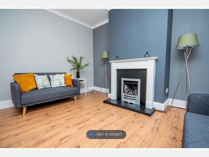 3 Bedroom Terraced House To Rent In Cross Street, Oswaldtwistle, Accrington BB5