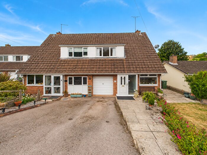 3 Bedroom Semi-Detached House For Sale In Dean Crescent, Littledean, Cinderford, GL14