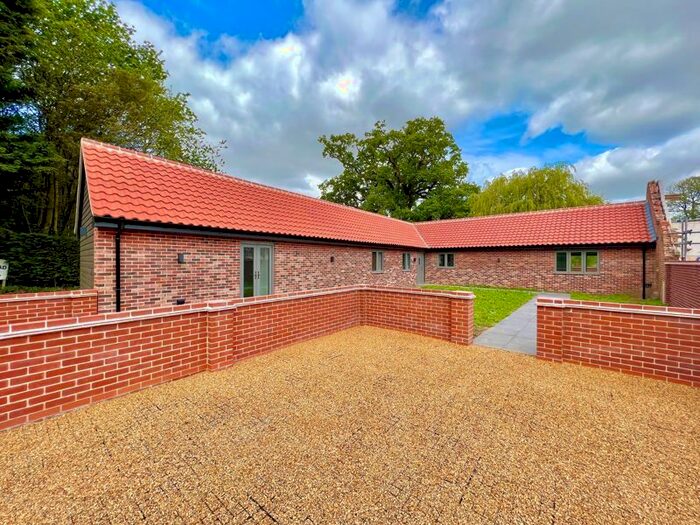 3 Bedroom Barn Conversion For Sale In Beeston Lane, Beeston, Norwich, NR12