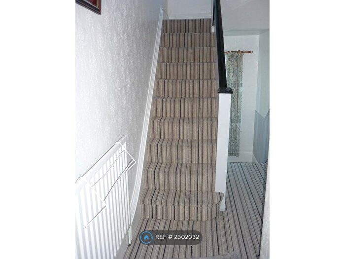 4 Bedroom End Of Terrace House To Rent In Queens Park Road, Brighton, BN2