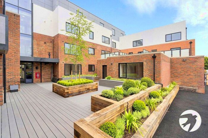 1 Bedroom Flat To Rent In Lingfield Crescent, London, SE9