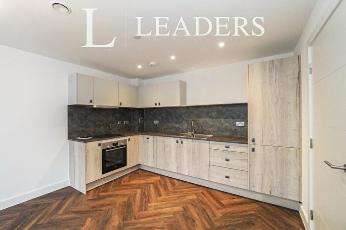 1 Bedroom Apartment To Rent In Meadow Lane, NG2