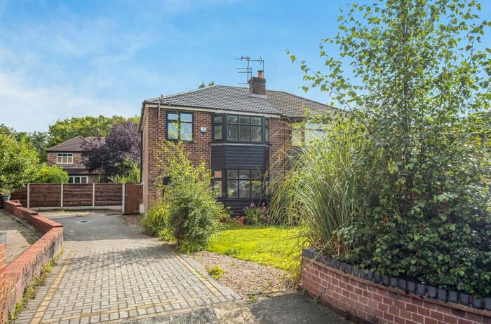 3 Bedroom Semi-Detached House To Rent In Leconfield Road, Eccles, Manchester, Greater Manchester, M30