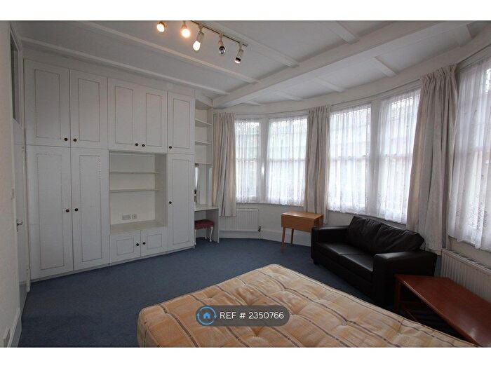 Studio To Rent In Dartmouth Road, London, NW2