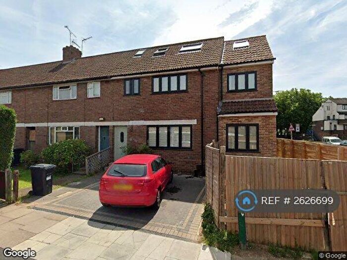 Studio To Rent In Horton Avenue, London, NW2