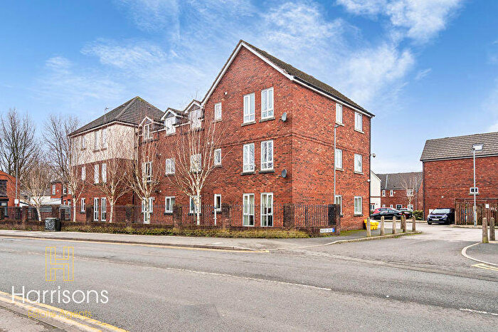 2 Bedroom Flat To Rent In Heatly Gardens Bolton Road, Westhoughton, Bolton. **Available Now**, BL5