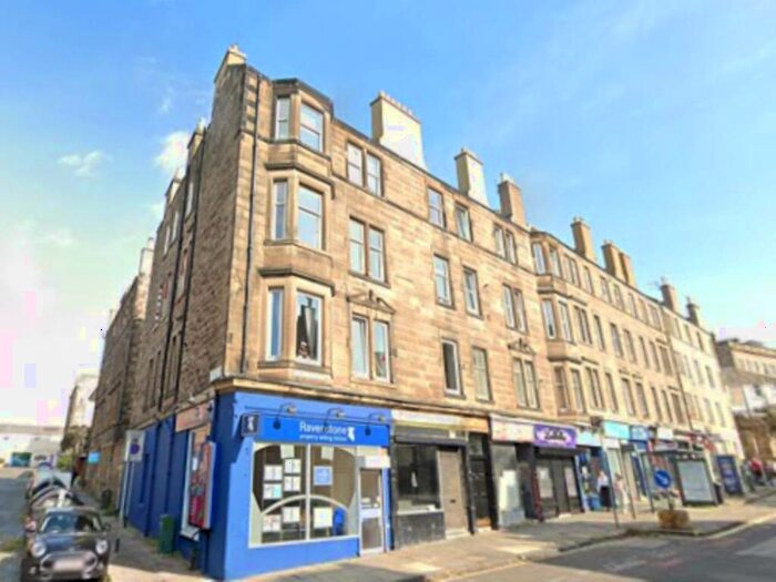 2 Bedroom Flat To Rent In Rodney Street, New Town, Edinburgh, EH7