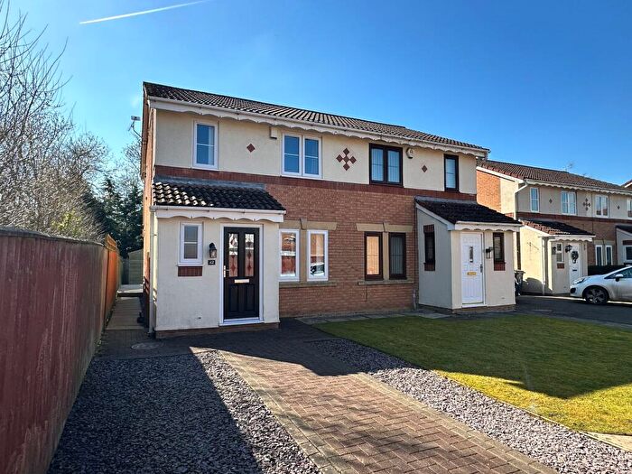 3 Bedroom Semi-Detached House For Sale In Antonine Way, Houghton, CA3