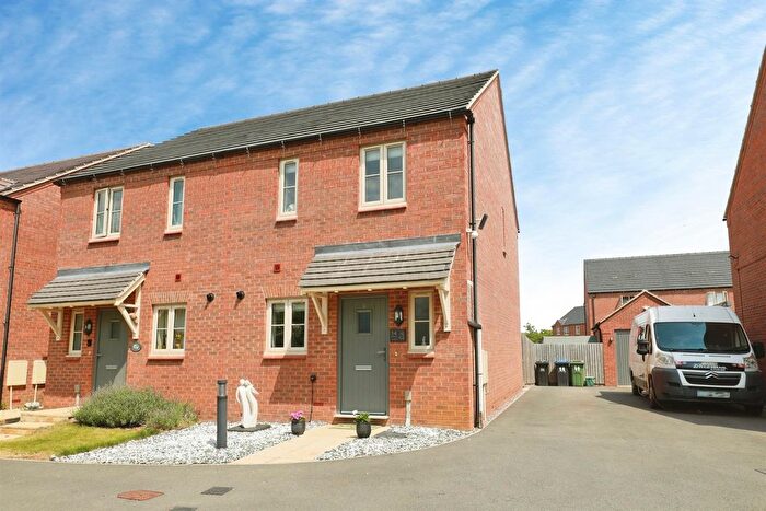 2 Bedroom Semi-Detached House For Sale In Raleigh Avenue, Temple Herdewyke, Southam, CV47