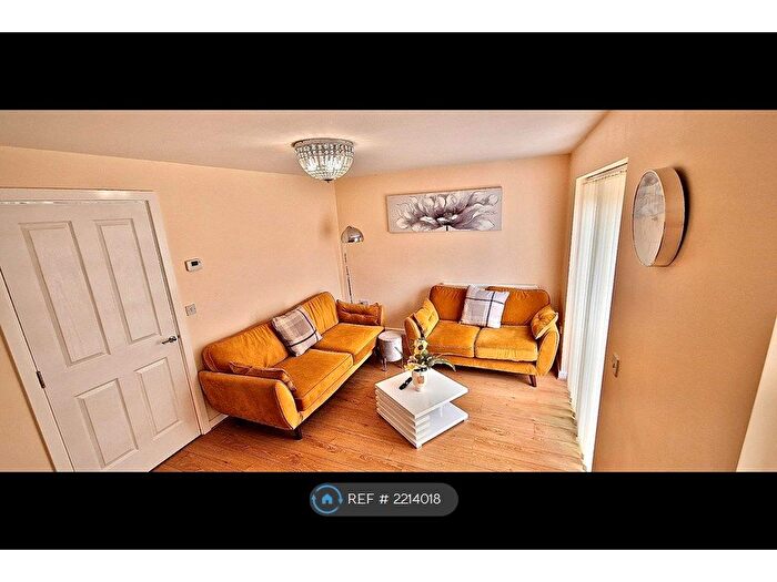 3 Bedroom End Of Terrace House To Rent In Athole Street, Salford, M5